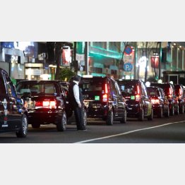 選べる仕事は限られていた…（Ｃ）日刊ゲンダイ