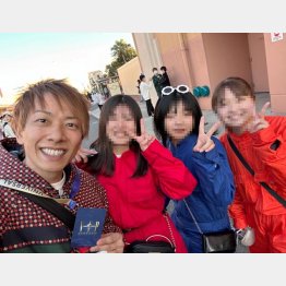 街ゆく美女とパシャリ（本人提供）