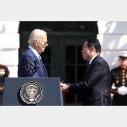 米軍の下請けとして従属すると、この国の主権を売り渡した格好の軍事同盟を（日米共同会見での岸田首相とバイデン米大統領）／（Ｃ）ロイター