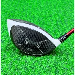 ライ角はこんなにアップライト（Ｃ）日刊ゲンダイ