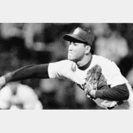 中日時代に完封勝利を挙げた小島（Ｃ）共同通信社