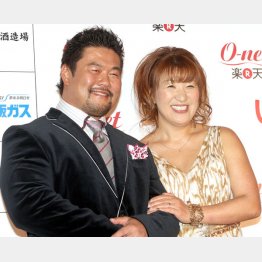 セルフチェックとパートナーの触診が大事（Ｃ）日刊ゲンダイ