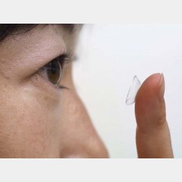 近視抑制の有力な手段のひとつ（Ｃ）日刊ゲンダイ