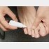薬は足全体に（Ｃ）日刊ゲンダイ