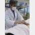 患部から離れている場所を刺激することも（Ｃ）日刊ゲンダイ