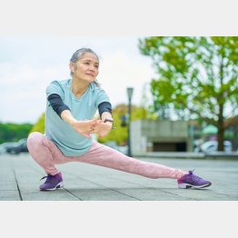 歩くスピードが遅くなると認知機能も低下する