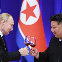 トランプ勝利で歓ぶ筆頭（ロ朝首脳会談）　（Ｃ）ロイター／Sputnik