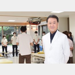 ねりま健育会病院の酒向正春院長（提供写真）