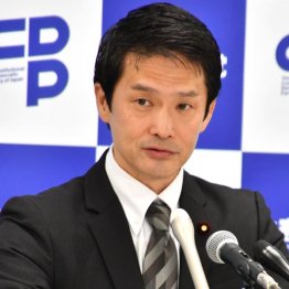 立憲民主の小川淳也幹事長は、「機密費である疑いが濃厚といわざるを得ない」／（Ｃ）日刊ゲンダイ