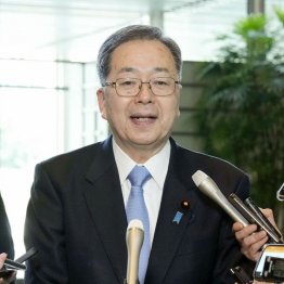 石破首相との会談後、記者団の取材に応じる公明党の斉藤鉄夫代表（Ｃ）共同通信社