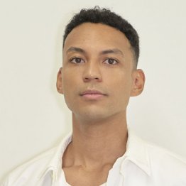 芥川賞作家の安堂ホセ氏（撮影）岩澤高雄