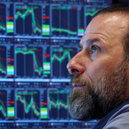 市場はボー然（Ｃ）ロイター