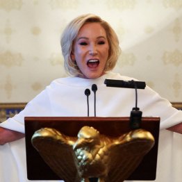 ポーラ・ホワイト牧師は旧統一教会シンパ（Ｃ）ロイター