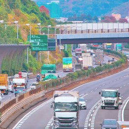 渋滞にハマってもなるべく一定速度で