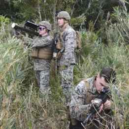 在日米軍の駐留経費も負担しろというならば…（Ｃ）共同通信社