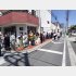 販売会に出来た長蛇の列（Ｃ）日刊ゲンダイ