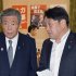財政規律コンビ（自民党の森山裕幹事長と小野寺五典政調会長＝右）／（Ｃ）日刊ゲンダイ
