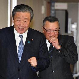 税調インナーの森山裕幹事長（右は宮沢博行税調会長）／（Ｃ）日刊ゲンダイ