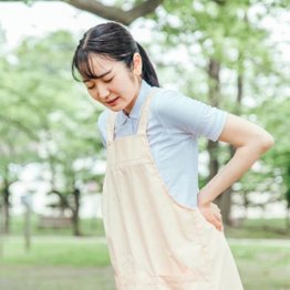 腰痛がひどいから雨かなァ…