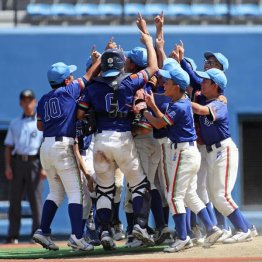 学童野球の指導は難しい（Ｃ）共同通信社