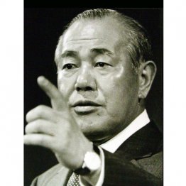 「大勢の人に寄ってきてもらうためにはどうするか。約束したら守る。実行すること」／（Ｃ）日刊ゲンダイ