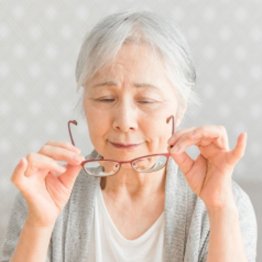 見え方に支障を感じ始めた時が手術のタイミング