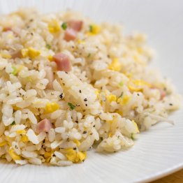 油でコーティングするとツヤが出る（Ｃ）日刊ゲンダイ