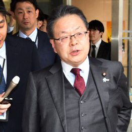 言う資格のない者たちがしゃしゃり出る（Ｃ）日刊ゲンダイ