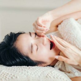 足のほてりで不眠症になることも