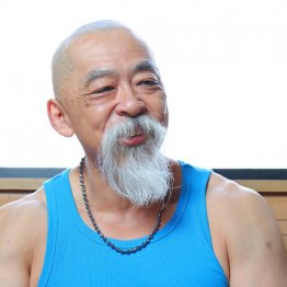 琴勝峰・琴栄峰の父・手計学氏（Ｃ）日刊ゲンダイ