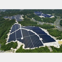 岡山県赤磐市に設置された太陽光発電所（Ｃ）共同通信社