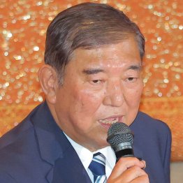 最終攻防。総括も並べ言葉だけの「作文」、党内もバラバラの末期症状で…（Ｃ）日刊ゲンダイ