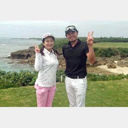 指導を受ける谷将貴プロと（提供写真）