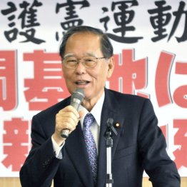 照屋寛徳氏（2010年2月）／（Ｃ）共同通信社