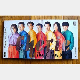 いちばん右が鶴久政治（提供）スージー鈴木