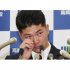 オリックスから3位指名を受け、涙を流す健大高崎・佐藤龍月（Ｃ）日刊ゲンダイ