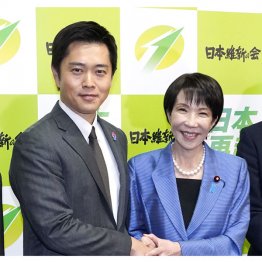 維新は何度騙されれば…（Ｃ）共同通信社