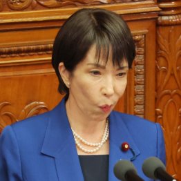 口をとがらせ…（Ｃ）日刊ゲンダイ