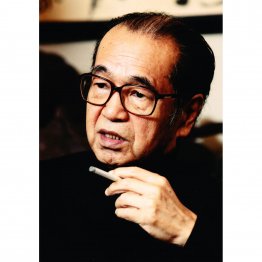 長兄の森本哲郎氏（提供写真）