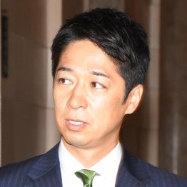 疑われる税金の私物化（Ｃ）日刊ゲンダイ