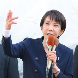 かってない短期決戦（衆院選が公示され、第一声を上げる自民党総裁の高市早苗首相＝27日）／（Ｃ）日刊ゲンダイ