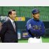 中村勝弘GMに泣きついたが…（伊原春樹監督＝右）／（Ｃ）日刊ゲンダイ