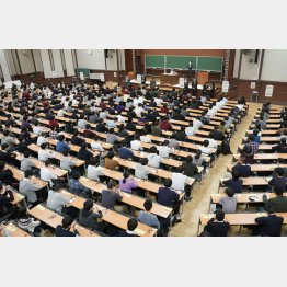 国立2次試験もまもなく（Ｃ）共同通信社
