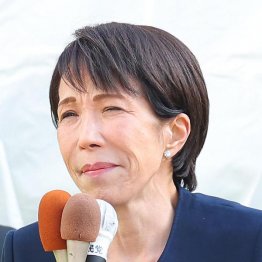 もはや存在が日本にとって…（秋葉原の第一声で）／（Ｃ）日刊ゲンダイ