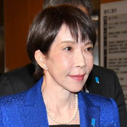 早くも暴走開始（Ｃ）日刊ゲンダイ