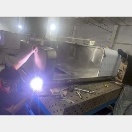 板金加工の技が光る（提供写真）