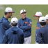 井端監督とコーチ陣、左奥がダルビッシュ有（Ｃ）共同通信社