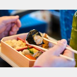 駅弁は旅の楽しみなのに…