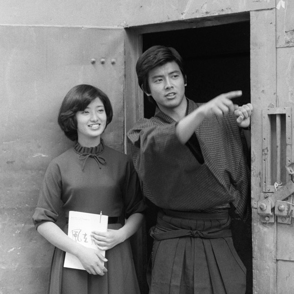 10）恋人宣言 -1979年- リサイタル中にファンにカミングアウト 芸能
