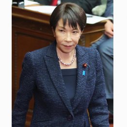 自身にとって都合の悪い歴史は否定し、都合の悪い公文書は捏造と決めつけ、都合の悪い質問には「信用できないなら質問するな」と答えない（Ｃ）日刊ゲンダイ